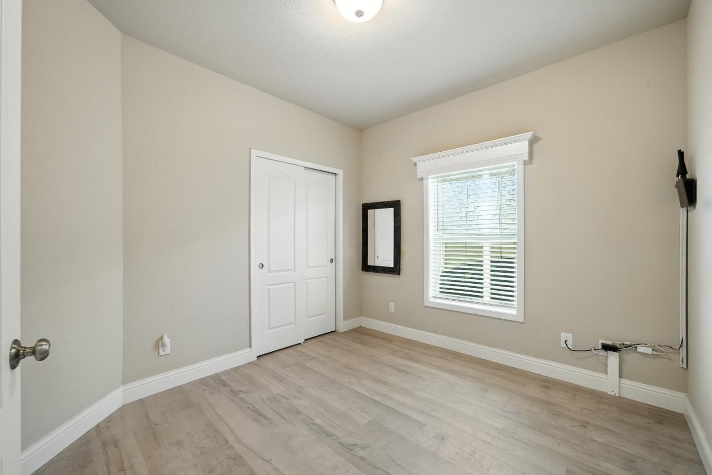 Detail Gallery Image 24 of 39 For 325 Sylvan Ave #106,  Mountain View,  CA 94041 - 3 Beds | 2 Baths