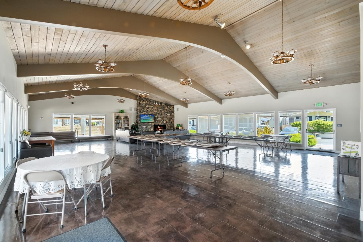 Detail Gallery Image 33 of 39 For 325 Sylvan Ave #106,  Mountain View,  CA 94041 - 3 Beds | 2 Baths