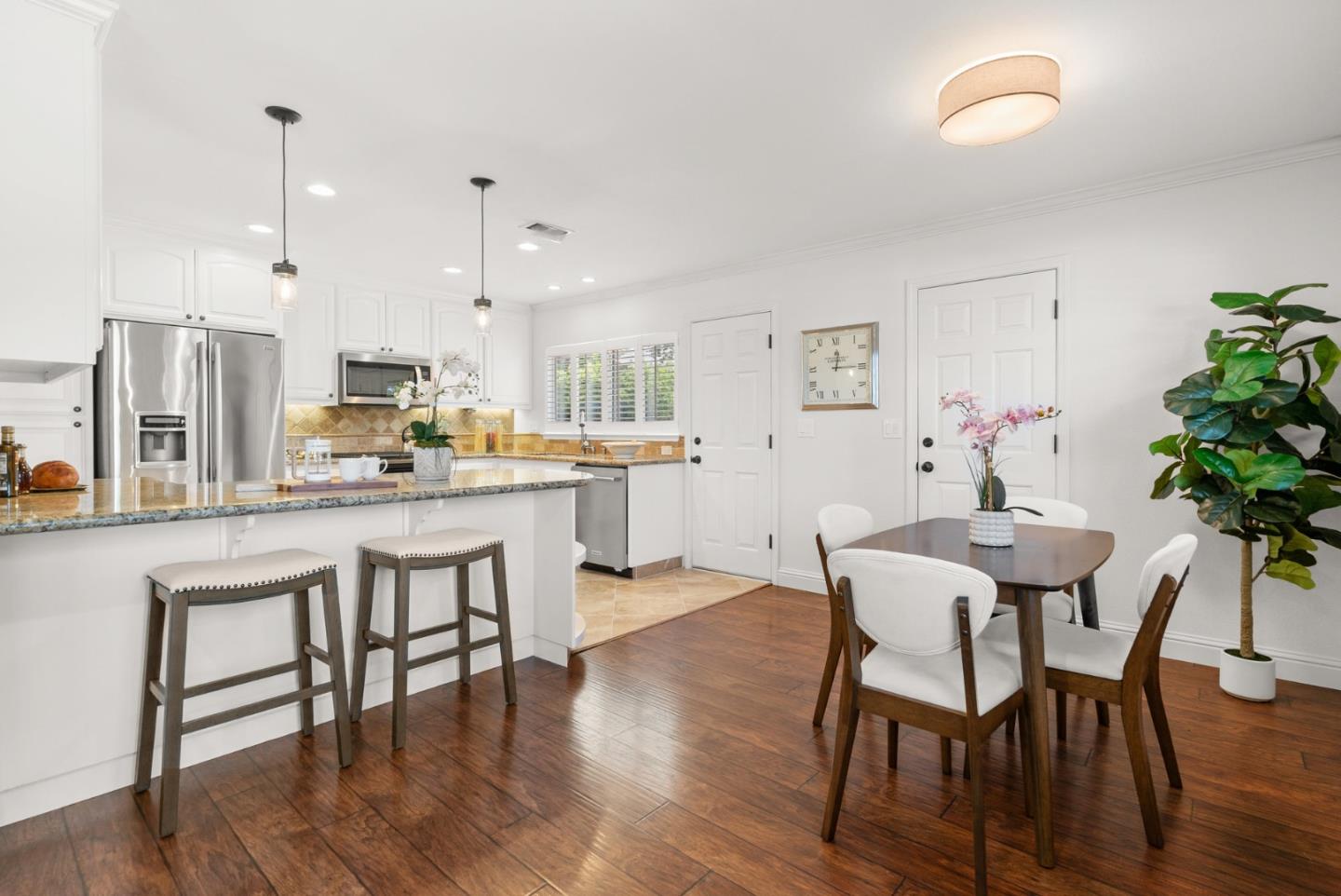 Detail Gallery Image 16 of 56 For 1380 Welburn Ave, Gilroy,  CA 95020 - 3 Beds | 2 Baths