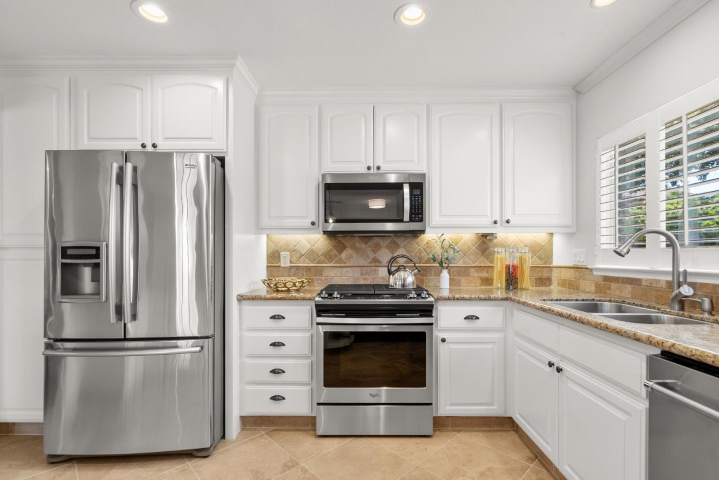 Detail Gallery Image 22 of 56 For 1380 Welburn Ave, Gilroy,  CA 95020 - 3 Beds | 2 Baths