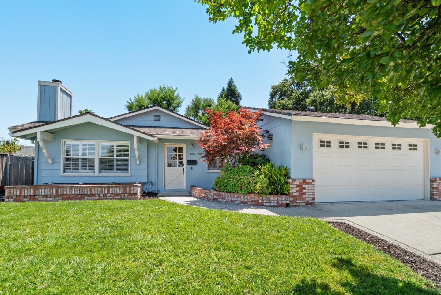 Detail Gallery Image 8 of 56 For 1380 Welburn Ave, Gilroy,  CA 95020 - 3 Beds | 2 Baths