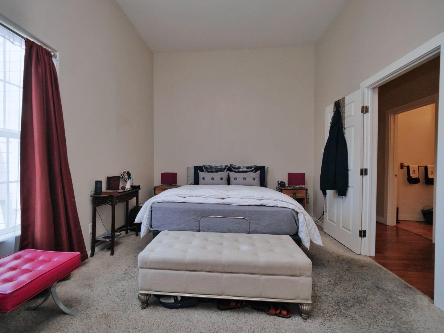 Detail Gallery Image 13 of 51 For 916 Center St, Oakland,  CA 94607 - – Beds | – Baths