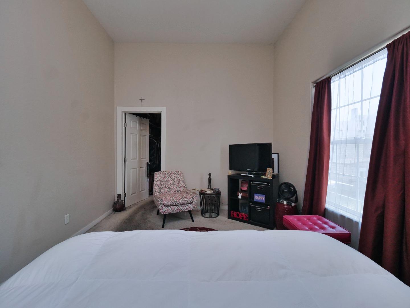Detail Gallery Image 14 of 51 For 916 Center St, Oakland,  CA 94607 - – Beds | – Baths