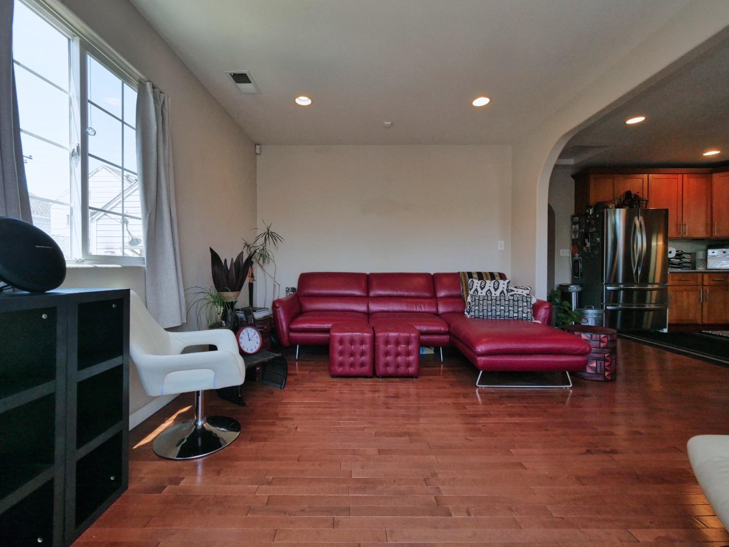 Detail Gallery Image 24 of 51 For 916 Center St, Oakland,  CA 94607 - – Beds | – Baths