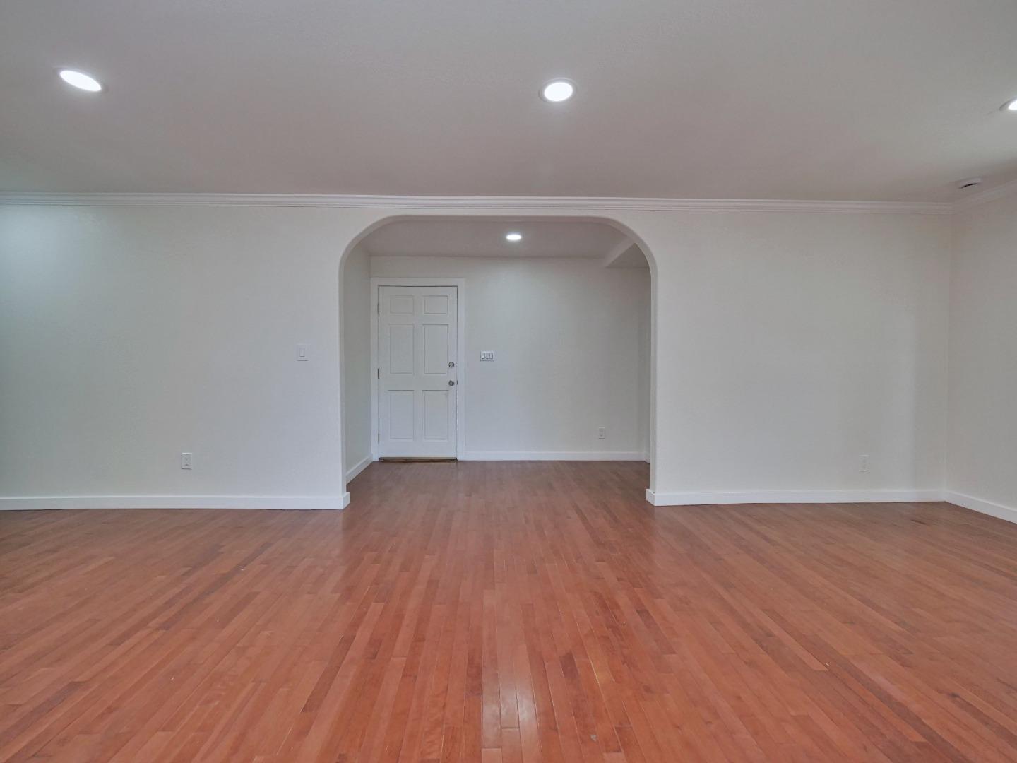 Detail Gallery Image 29 of 51 For 916 Center St, Oakland,  CA 94607 - – Beds | – Baths