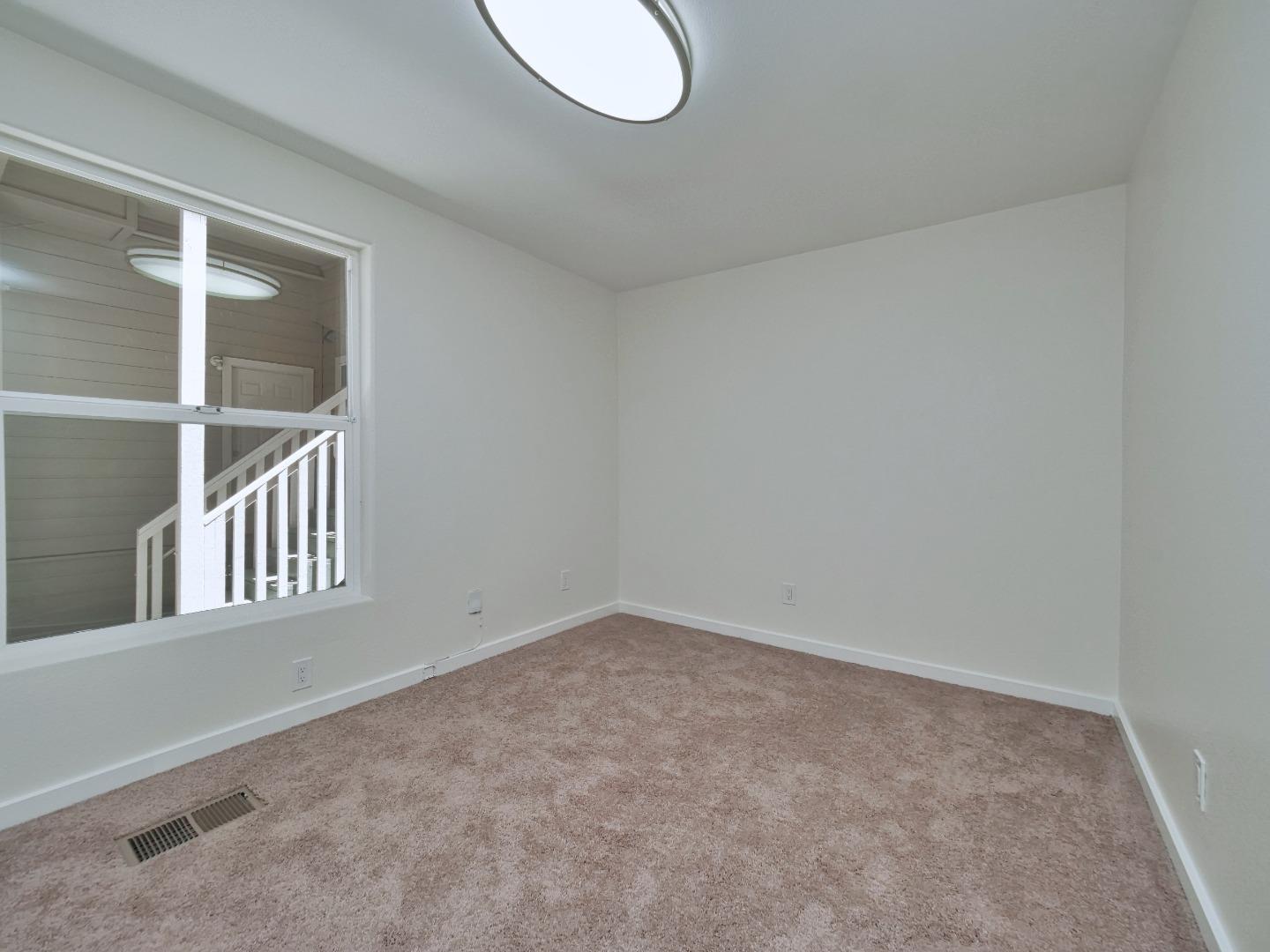 Detail Gallery Image 35 of 51 For 916 Center St, Oakland,  CA 94607 - – Beds | – Baths