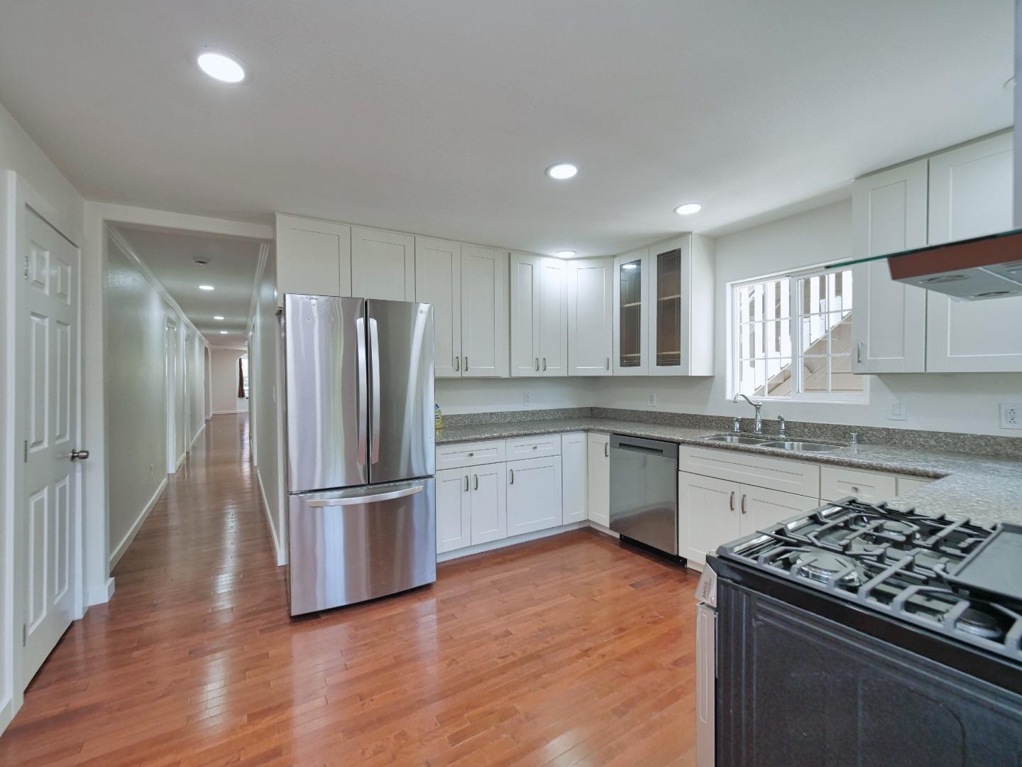 Detail Gallery Image 40 of 51 For 916 Center St, Oakland,  CA 94607 - – Beds | – Baths