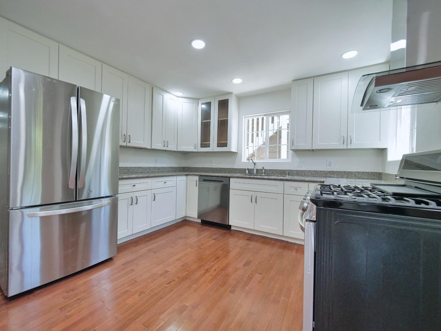 Detail Gallery Image 41 of 51 For 916 Center St, Oakland,  CA 94607 - – Beds | – Baths