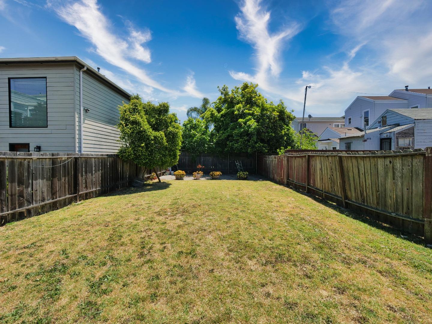 Detail Gallery Image 50 of 51 For 916 Center St, Oakland,  CA 94607 - – Beds | – Baths