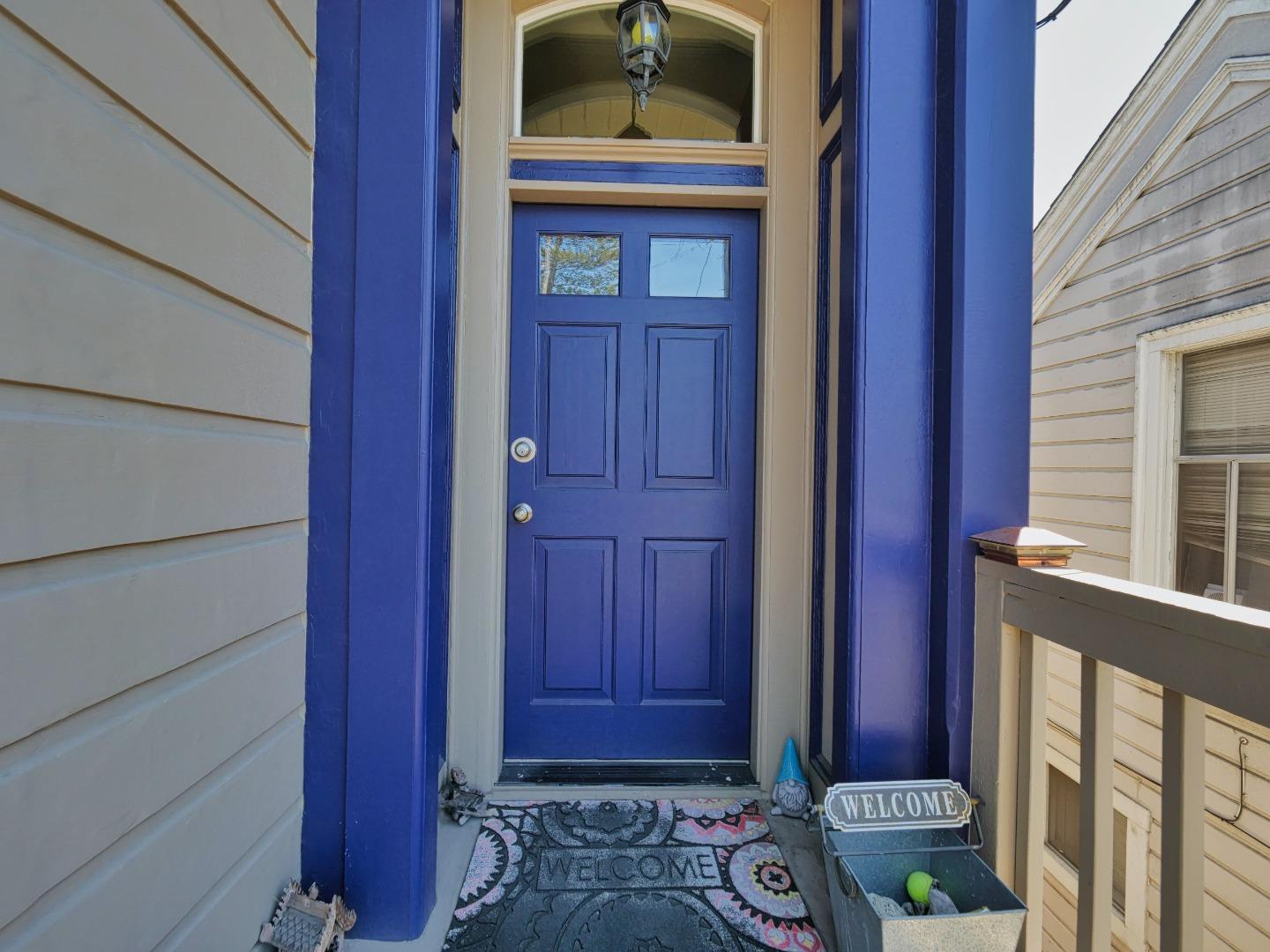 Detail Gallery Image 8 of 51 For 916 Center St, Oakland,  CA 94607 - – Beds | – Baths