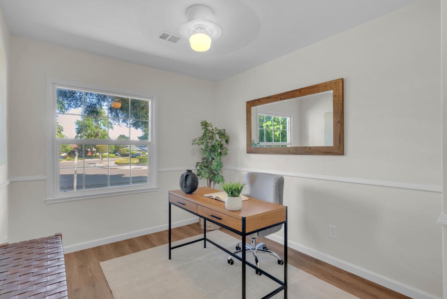 Detail Gallery Image 16 of 31 For 1798 Walnut Grove Ave, San Jose,  CA 95126 - 3 Beds | 2 Baths