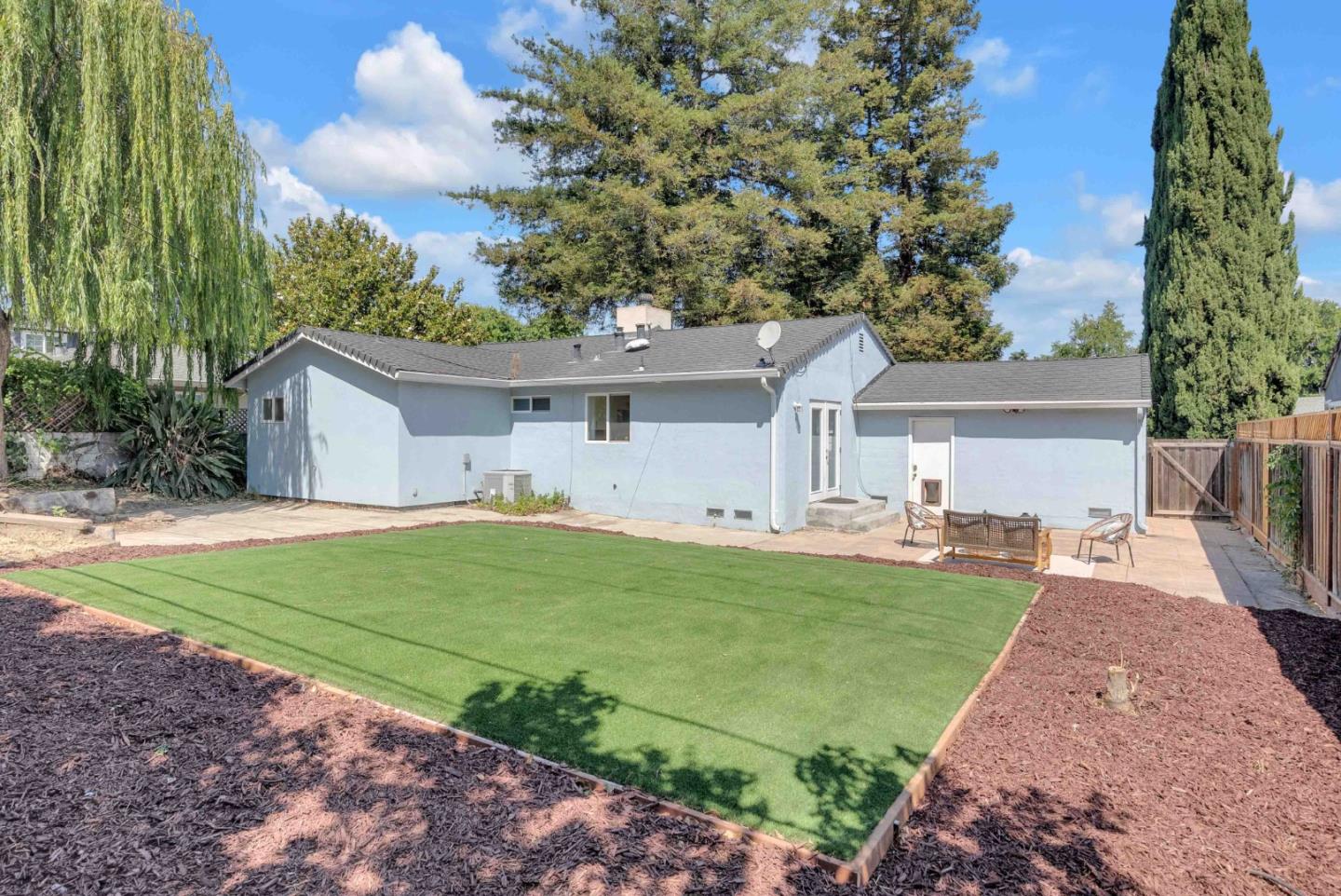Detail Gallery Image 24 of 31 For 1798 Walnut Grove Ave, San Jose,  CA 95126 - 3 Beds | 2 Baths