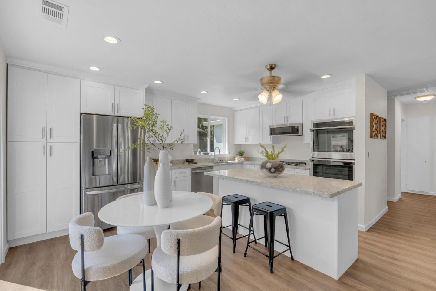 Detail Gallery Image 7 of 31 For 1798 Walnut Grove Ave, San Jose,  CA 95126 - 3 Beds | 2 Baths