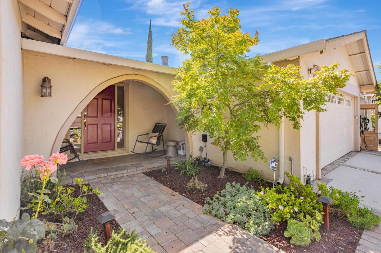 Detail Gallery Image 2 of 38 For 5456 Del Oro Dr, San Jose,  CA 95124 - 4 Beds | 2 Baths