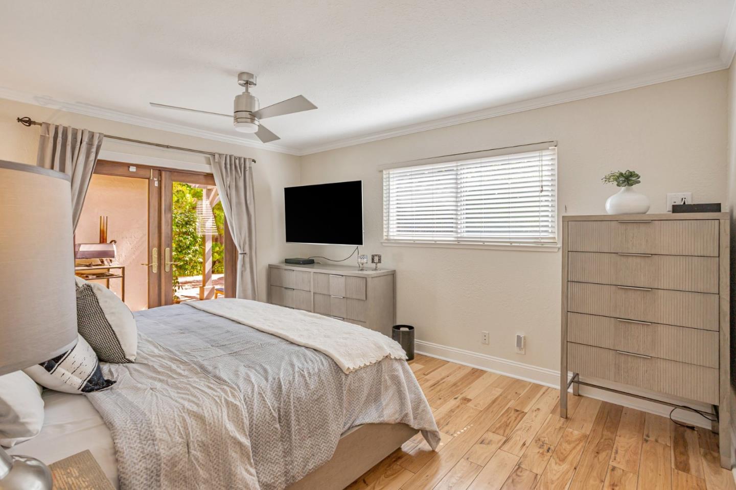 Detail Gallery Image 24 of 38 For 5456 Del Oro Dr, San Jose,  CA 95124 - 4 Beds | 2 Baths