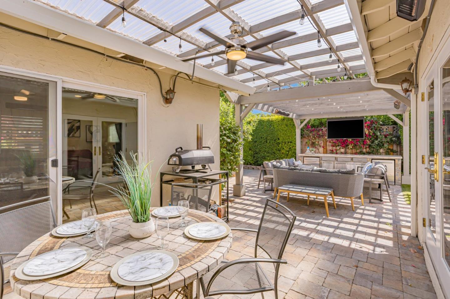 Detail Gallery Image 31 of 38 For 5456 Del Oro Dr, San Jose,  CA 95124 - 4 Beds | 2 Baths