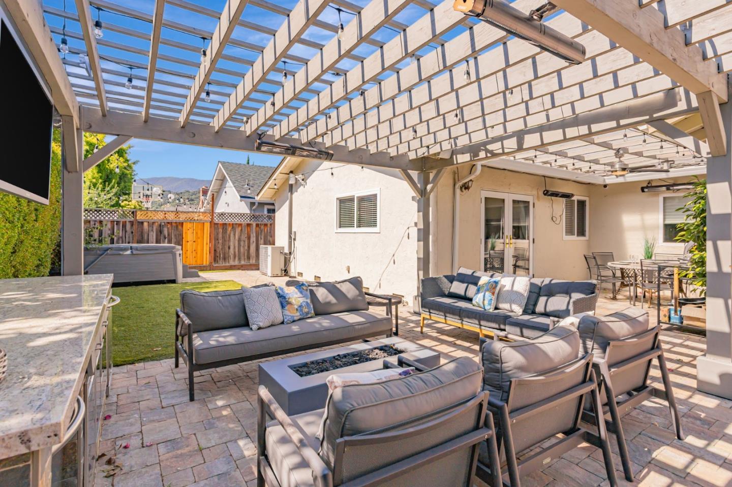 Detail Gallery Image 34 of 38 For 5456 Del Oro Dr, San Jose,  CA 95124 - 4 Beds | 2 Baths