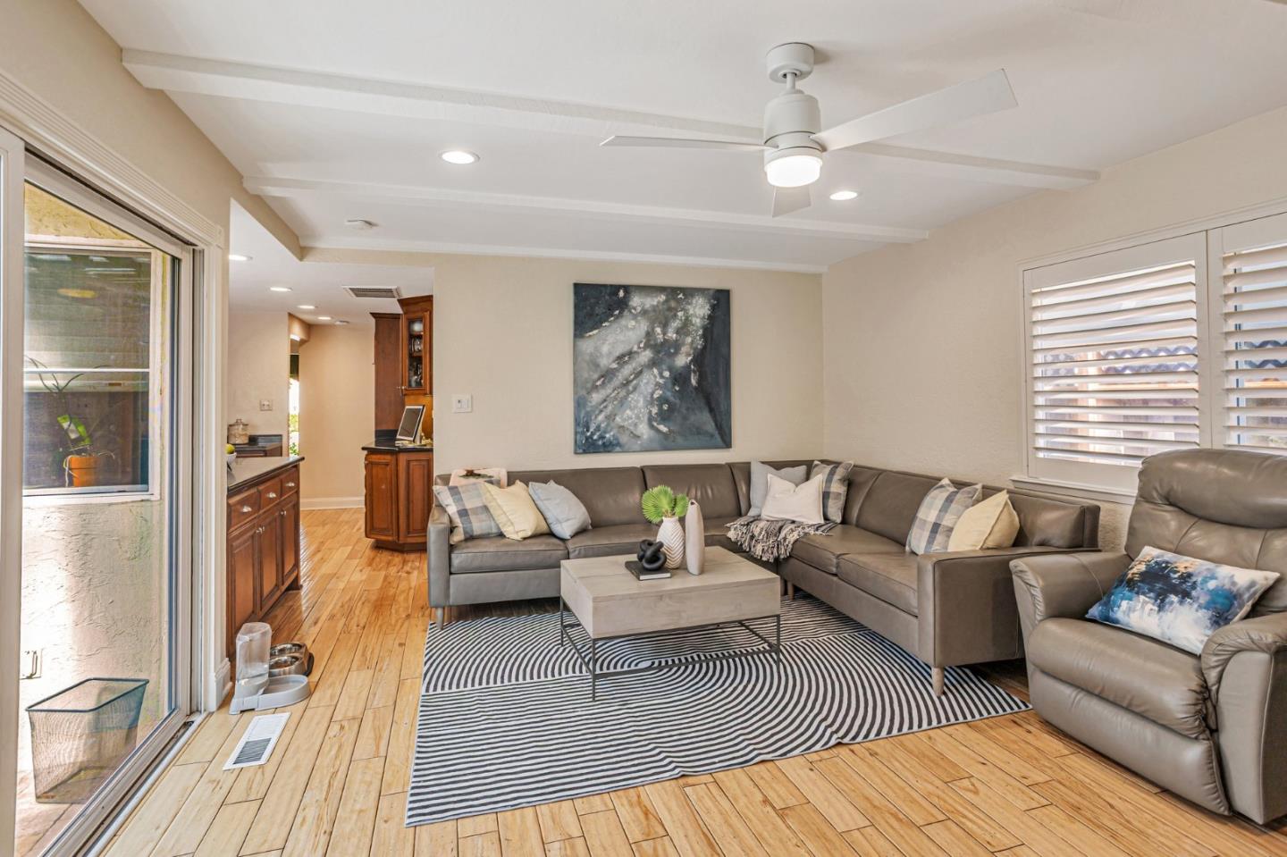 Detail Gallery Image 8 of 38 For 5456 Del Oro Dr, San Jose,  CA 95124 - 4 Beds | 2 Baths