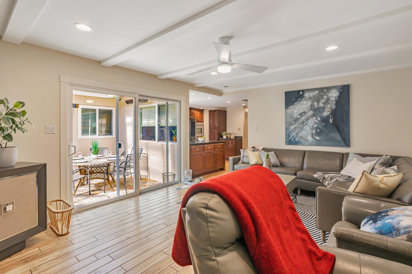Detail Gallery Image 9 of 38 For 5456 Del Oro Dr, San Jose,  CA 95124 - 4 Beds | 2 Baths