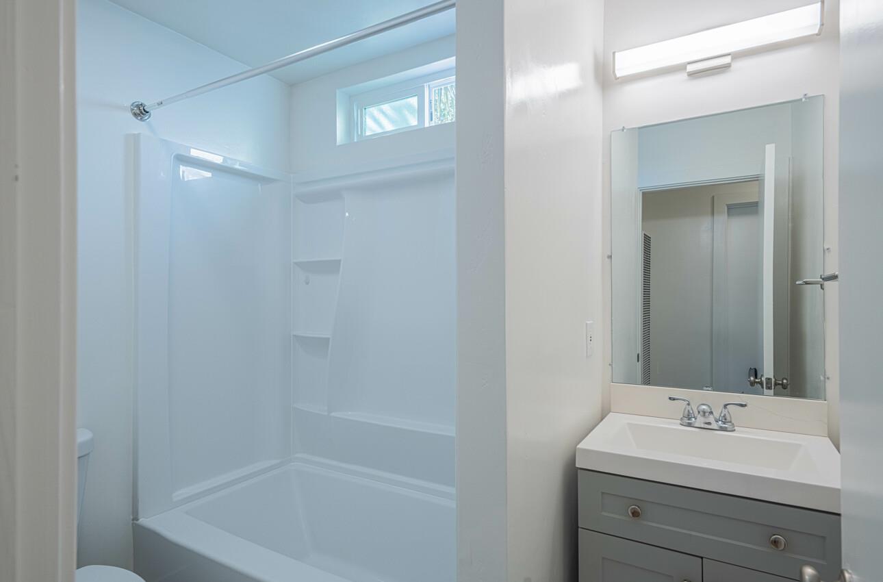 Detail Gallery Image 23 of 37 For 704 Oak Ave, Greenfield,  CA 93927 - 2 Beds | 1 Baths