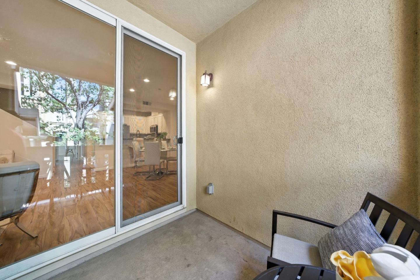 Detail Gallery Image 14 of 53 For 709 Modern Ice Dr, San Jose,  CA 95112 - 3 Beds | 2 Baths