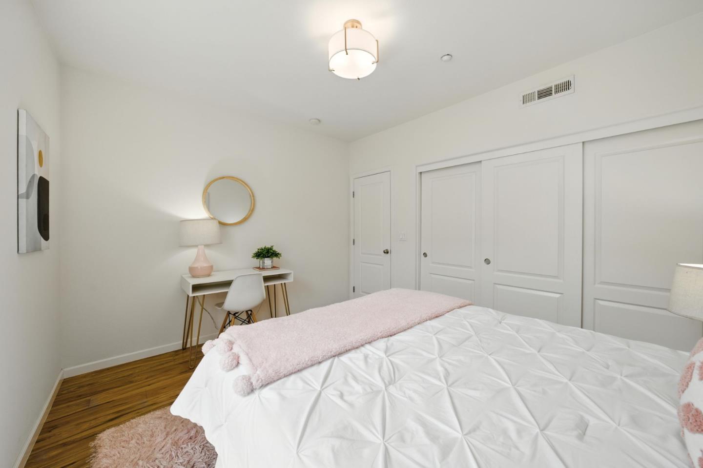 Detail Gallery Image 25 of 53 For 709 Modern Ice Dr, San Jose,  CA 95112 - 3 Beds | 2 Baths