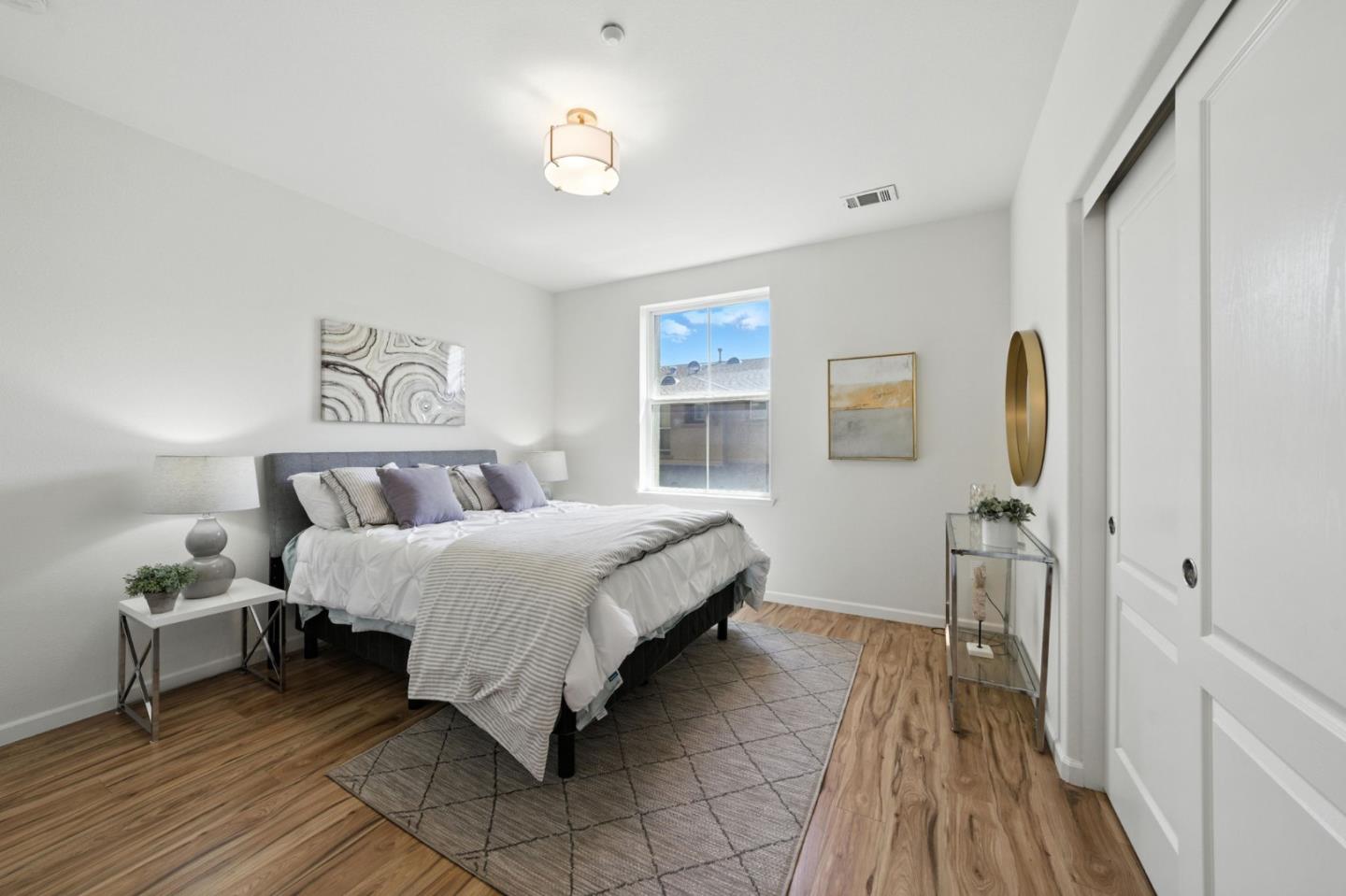 Detail Gallery Image 34 of 53 For 709 Modern Ice Dr, San Jose,  CA 95112 - 3 Beds | 2 Baths