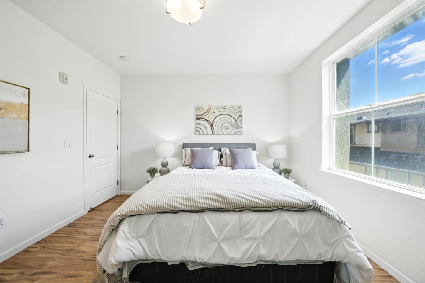 Detail Gallery Image 35 of 53 For 709 Modern Ice Dr, San Jose,  CA 95112 - 3 Beds | 2 Baths