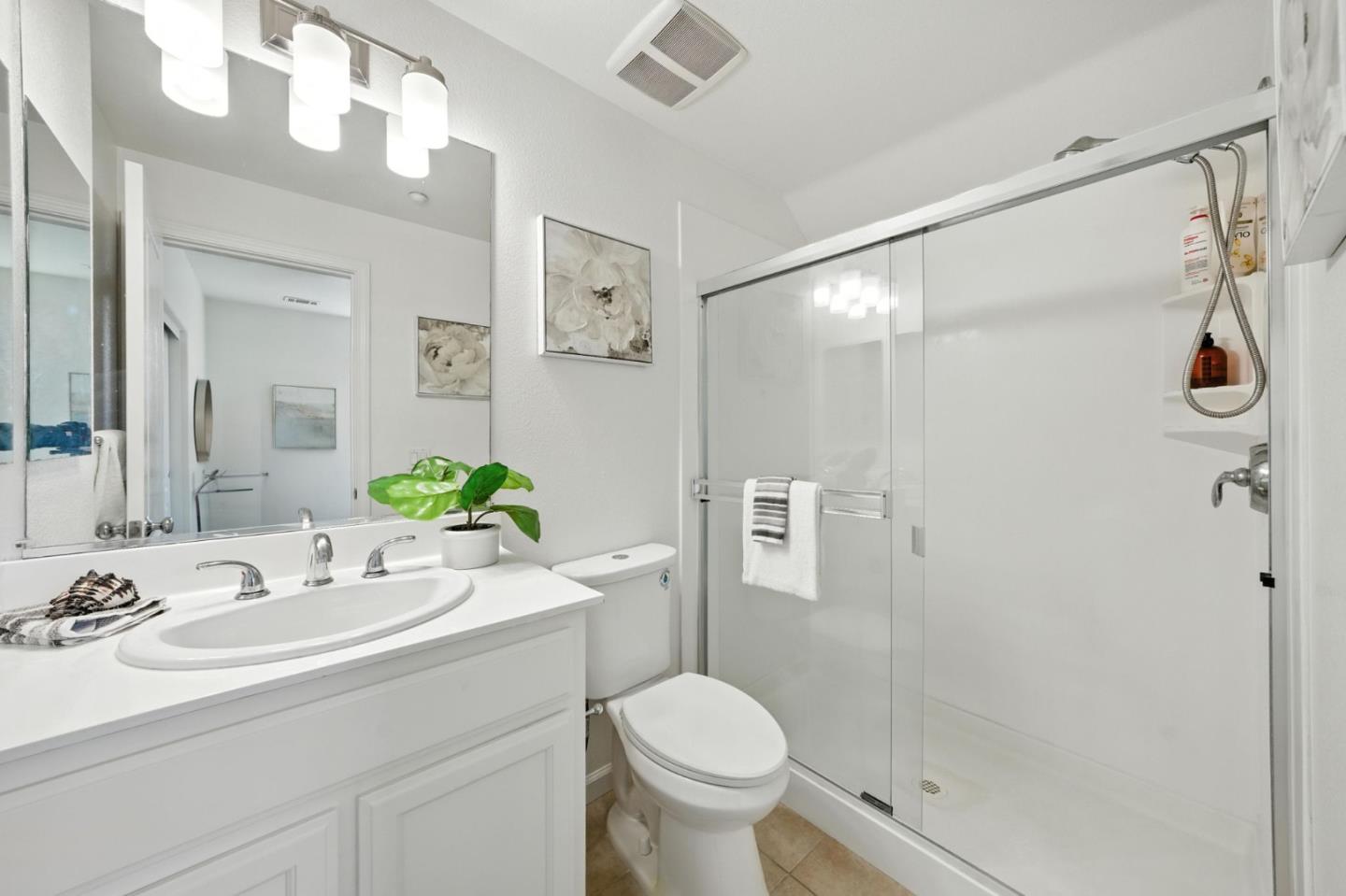 Detail Gallery Image 37 of 53 For 709 Modern Ice Dr, San Jose,  CA 95112 - 3 Beds | 2 Baths