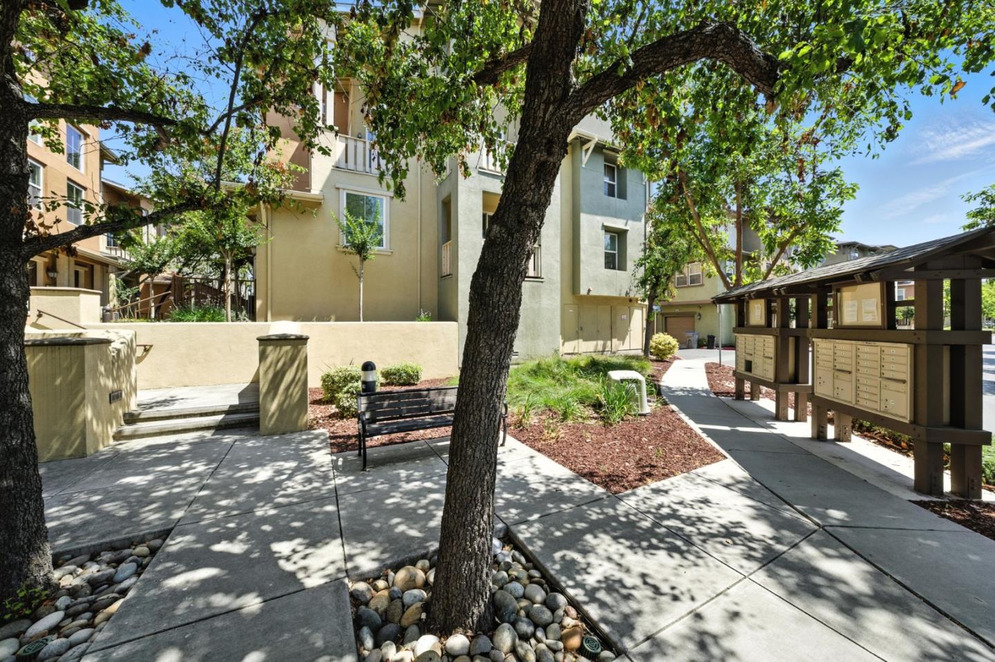 Detail Gallery Image 42 of 53 For 709 Modern Ice Dr, San Jose,  CA 95112 - 3 Beds | 2 Baths