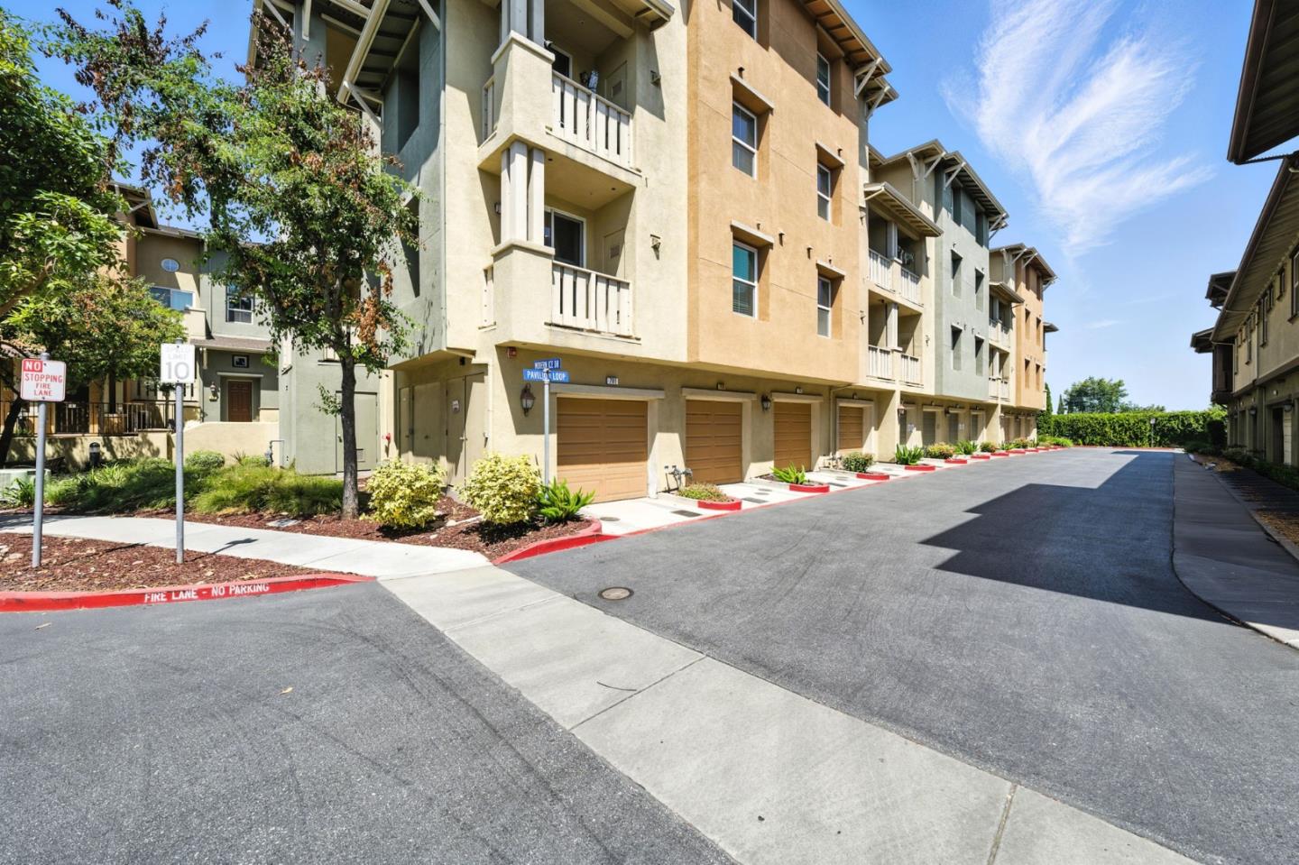Detail Gallery Image 46 of 53 For 709 Modern Ice Dr, San Jose,  CA 95112 - 3 Beds | 2 Baths