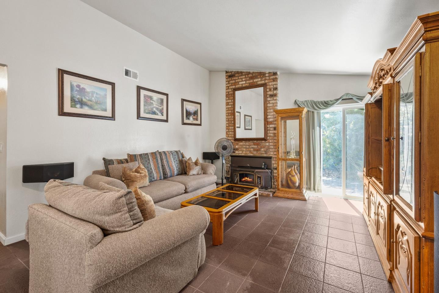 Detail Gallery Image 12 of 60 For 1807 Walker Ct, San Jose,  CA 95122 - 3 Beds | 2 Baths