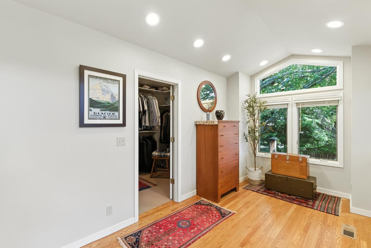 Detail Gallery Image 37 of 64 For 3795 Ralston Ave, Hillsborough,  CA 94010 - 4 Beds | 4 Baths