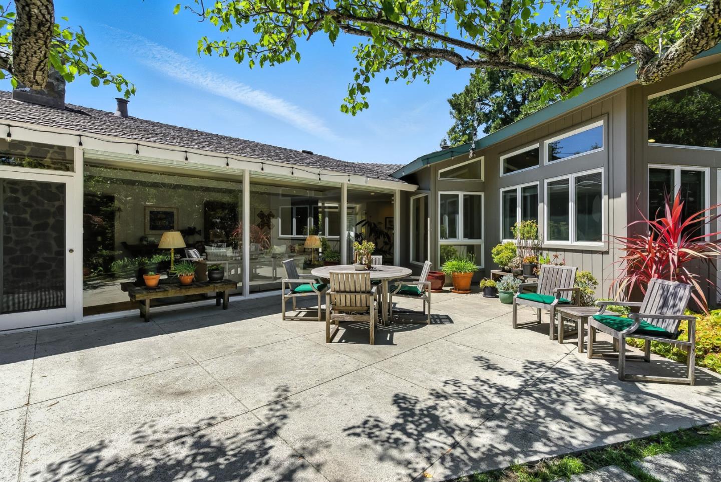 Detail Gallery Image 42 of 64 For 3795 Ralston Ave, Hillsborough,  CA 94010 - 4 Beds | 4 Baths