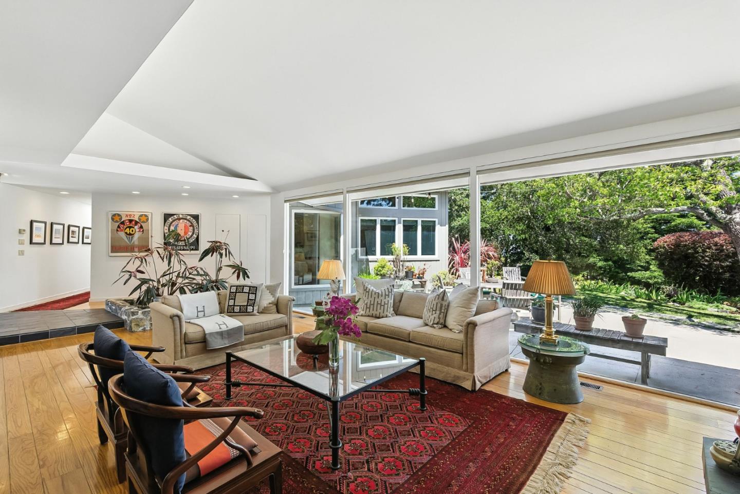 Detail Gallery Image 5 of 64 For 3795 Ralston Ave, Hillsborough,  CA 94010 - 4 Beds | 4 Baths