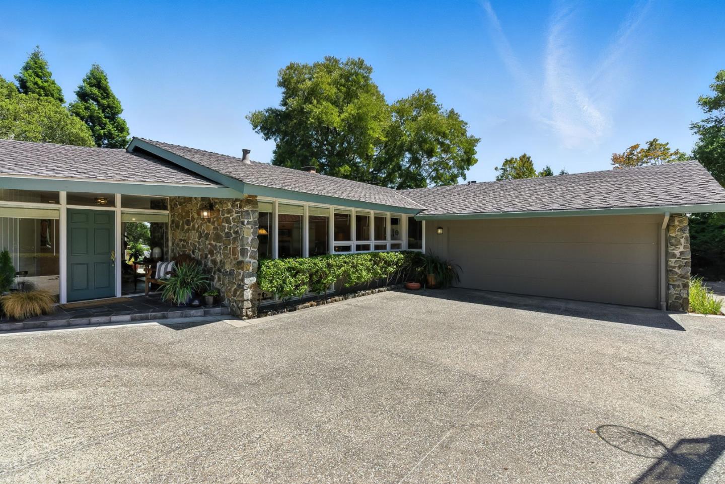 Detail Gallery Image 52 of 64 For 3795 Ralston Ave, Hillsborough,  CA 94010 - 4 Beds | 4 Baths