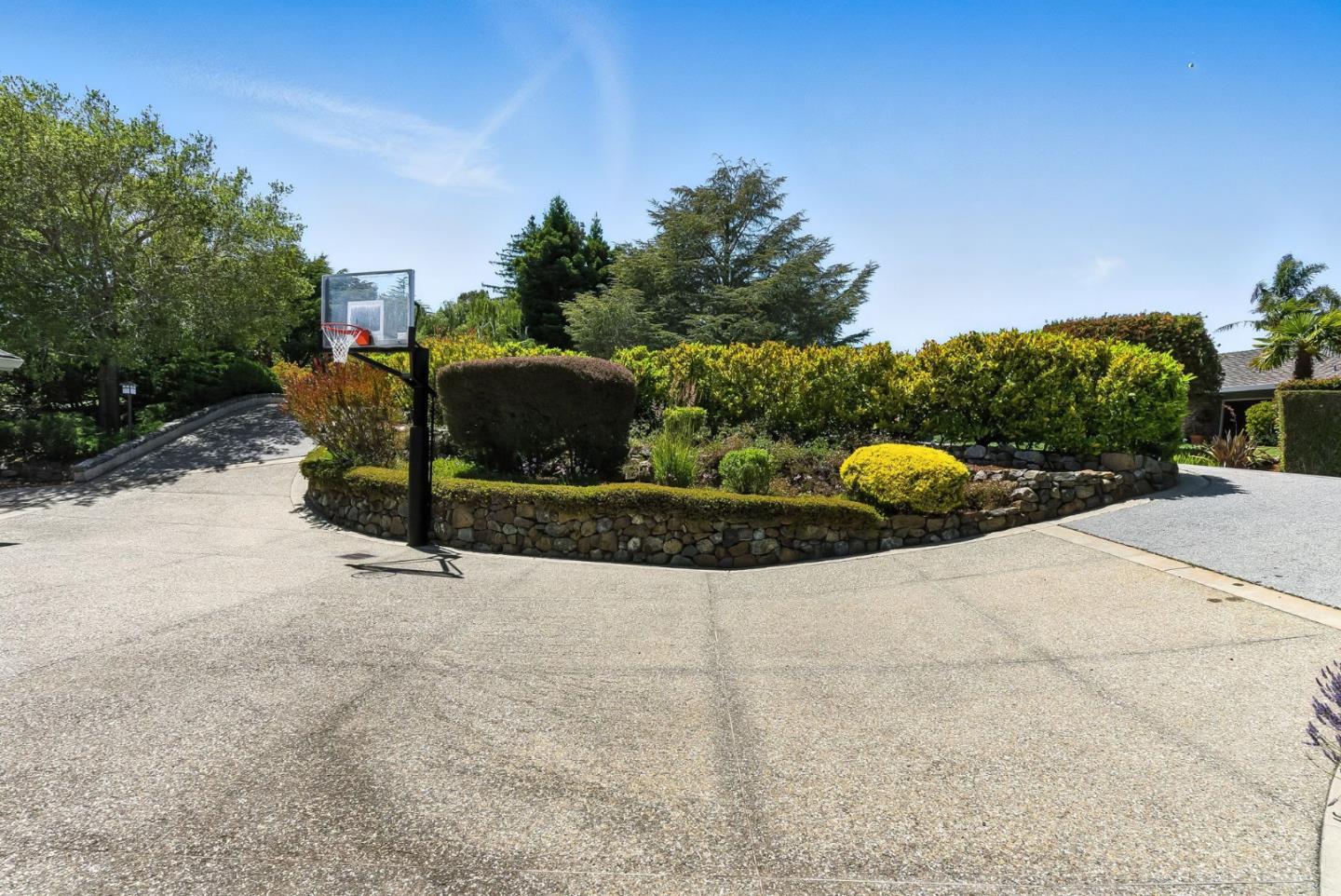Detail Gallery Image 56 of 64 For 3795 Ralston Ave, Hillsborough,  CA 94010 - 4 Beds | 4 Baths
