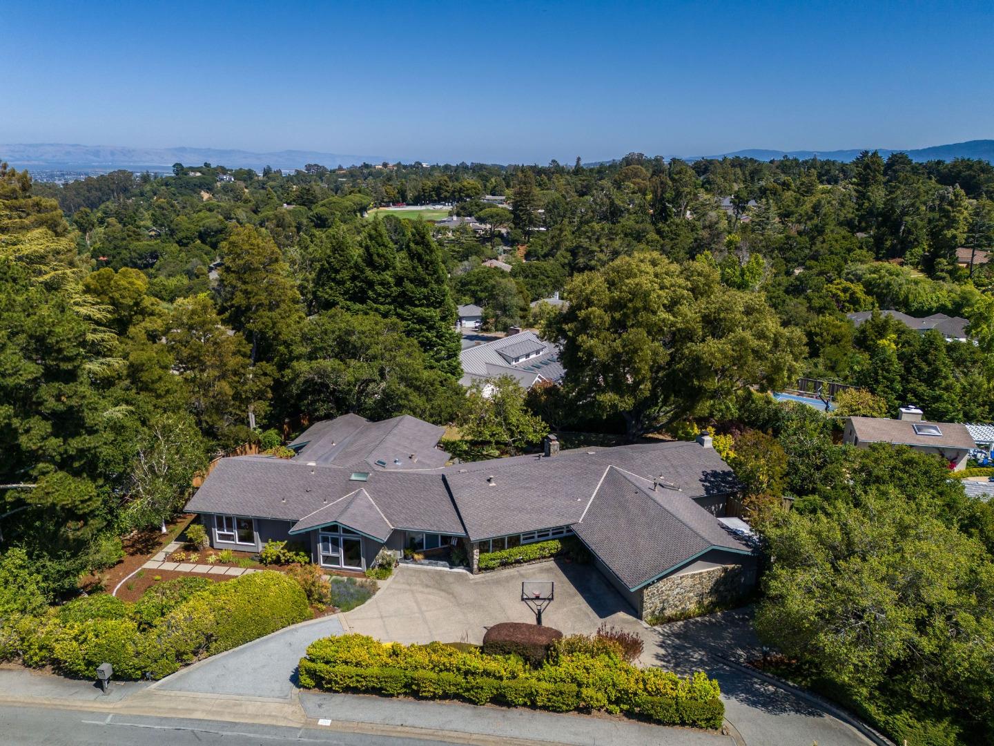 Detail Gallery Image 59 of 64 For 3795 Ralston Ave, Hillsborough,  CA 94010 - 4 Beds | 4 Baths