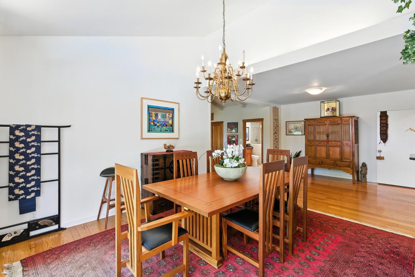 Detail Gallery Image 9 of 64 For 3795 Ralston Ave, Hillsborough,  CA 94010 - 4 Beds | 4 Baths
