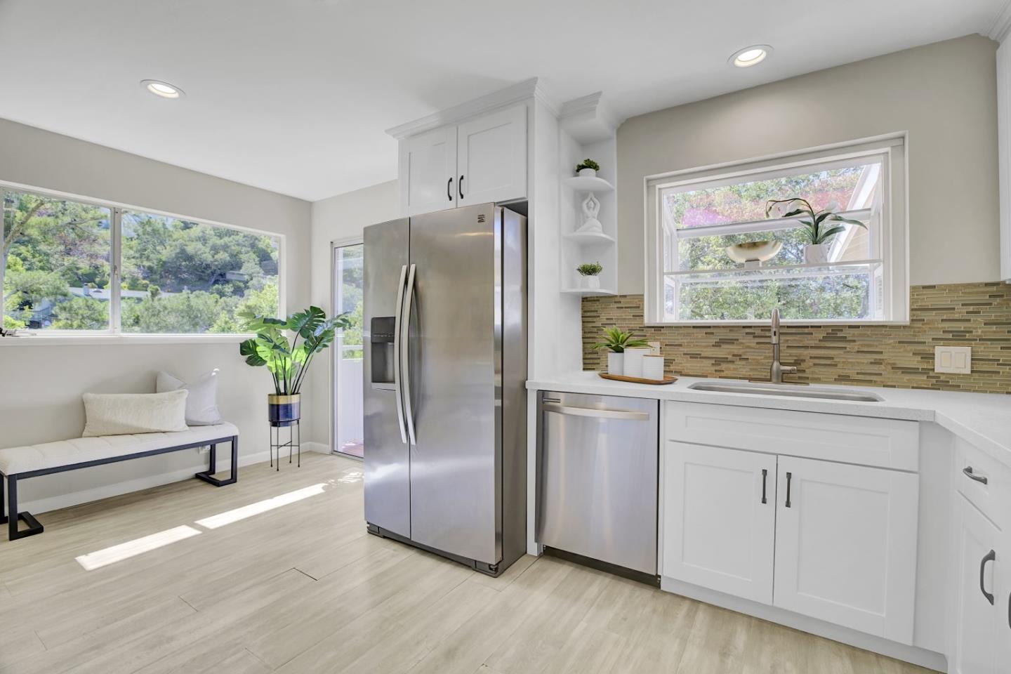 Detail Gallery Image 15 of 56 For 2727 El Prado Rd, Burlingame,  CA 94010 - 3 Beds | 2 Baths