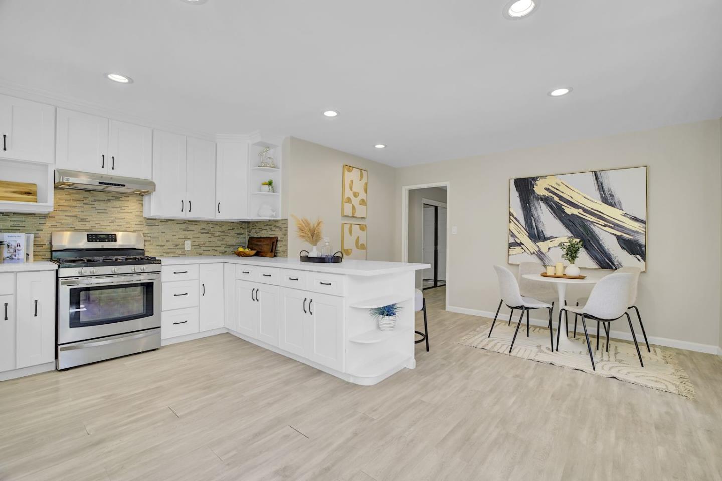 Detail Gallery Image 16 of 56 For 2727 El Prado Rd, Burlingame,  CA 94010 - 3 Beds | 2 Baths