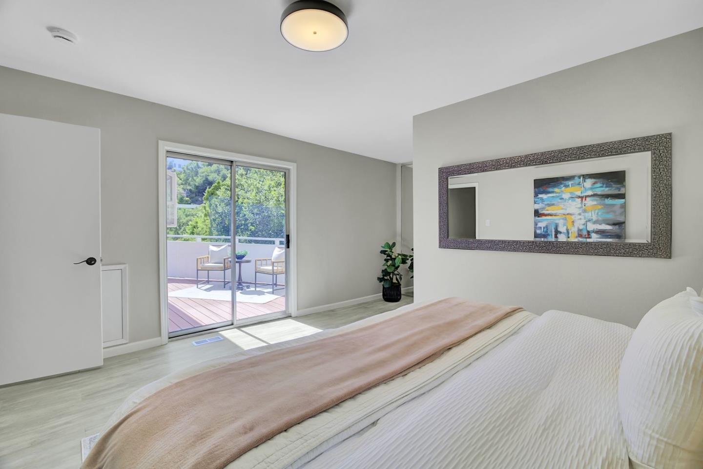 Detail Gallery Image 30 of 56 For 2727 El Prado Rd, Burlingame,  CA 94010 - 3 Beds | 2 Baths