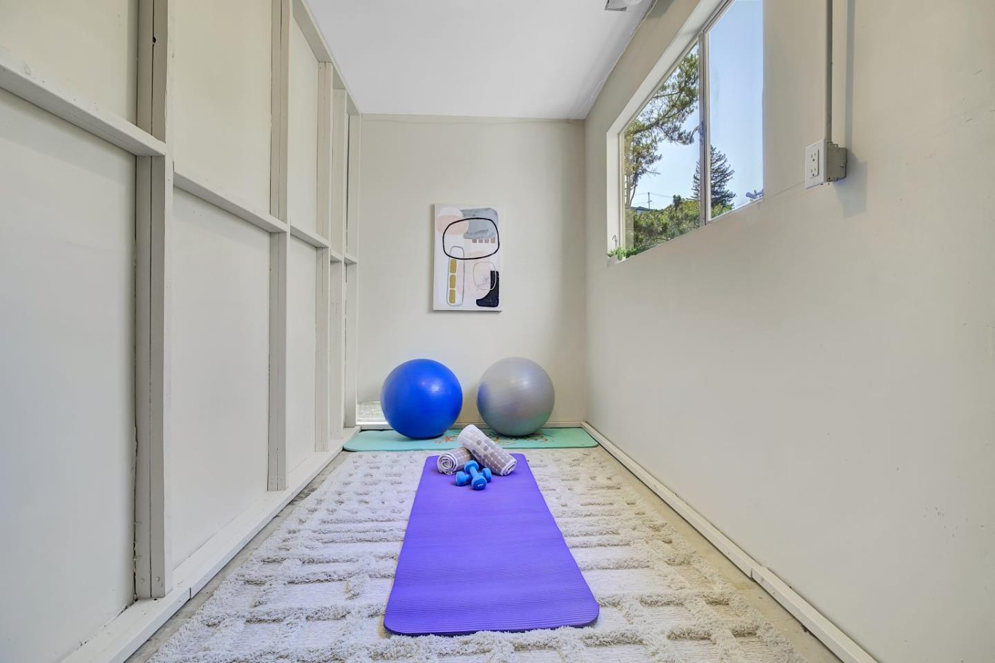 Detail Gallery Image 39 of 56 For 2727 El Prado Rd, Burlingame,  CA 94010 - 3 Beds | 2 Baths