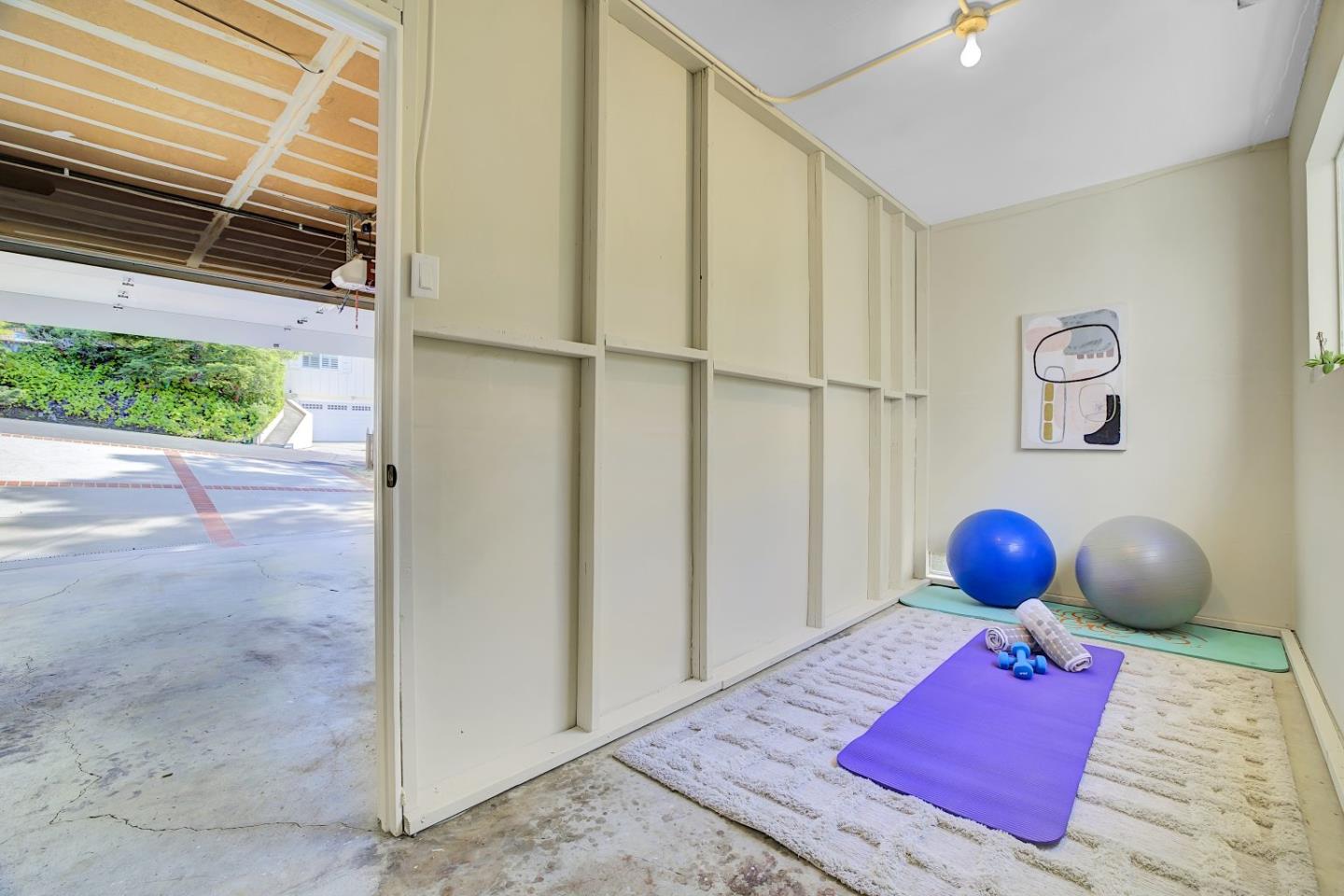 Detail Gallery Image 40 of 56 For 2727 El Prado Rd, Burlingame,  CA 94010 - 3 Beds | 2 Baths