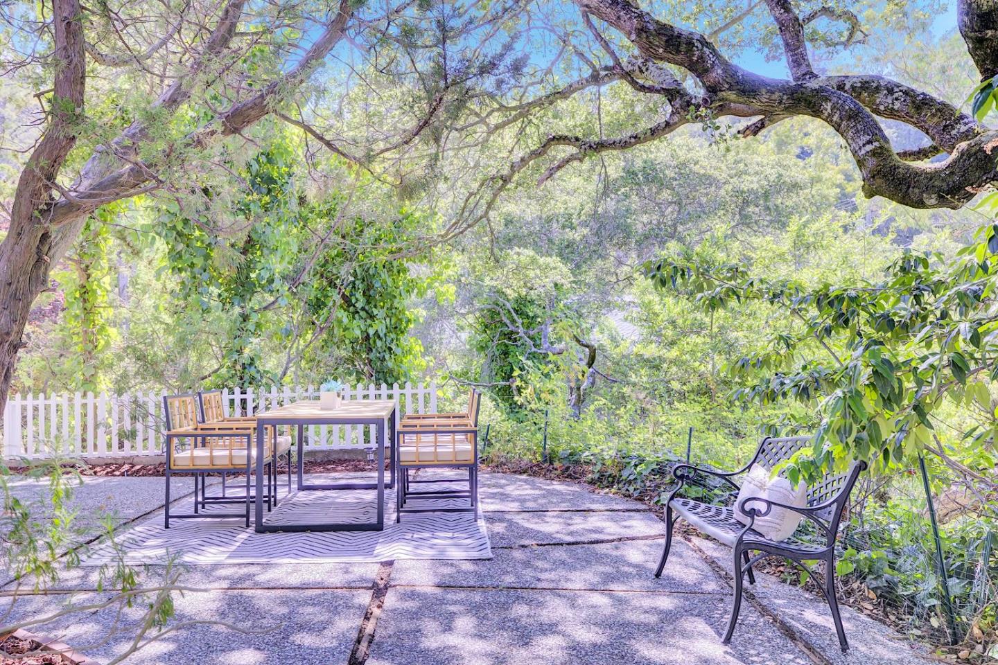 Detail Gallery Image 42 of 56 For 2727 El Prado Rd, Burlingame,  CA 94010 - 3 Beds | 2 Baths