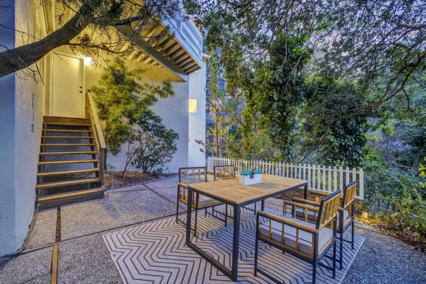 Detail Gallery Image 49 of 56 For 2727 El Prado Rd, Burlingame,  CA 94010 - 3 Beds | 2 Baths