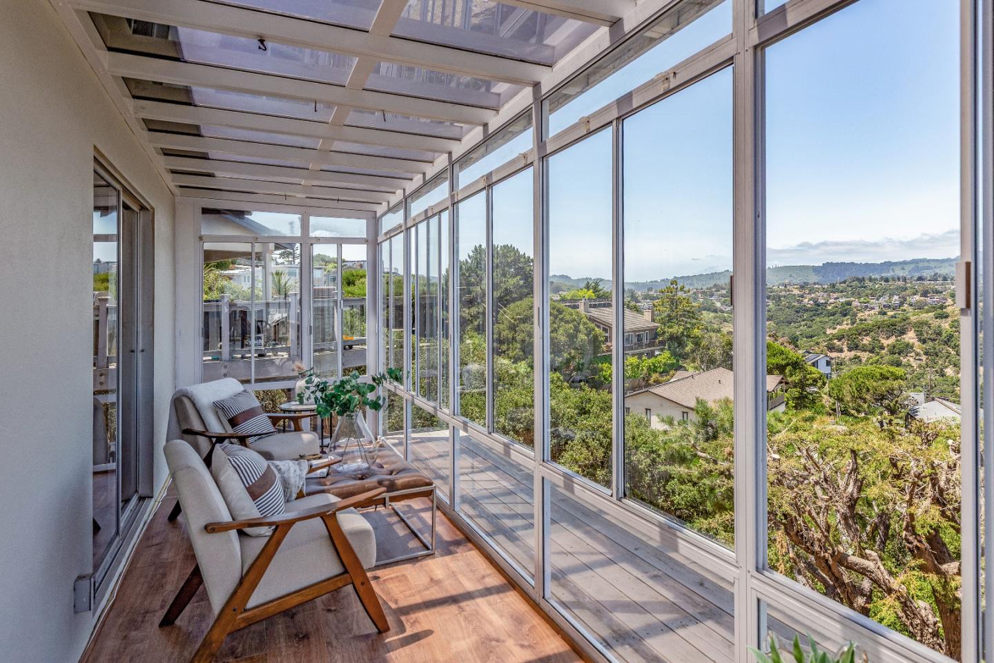 Detail Gallery Image 12 of 31 For 608 Highview Ct, San Mateo,  CA 94403 - 4 Beds | 3 Baths