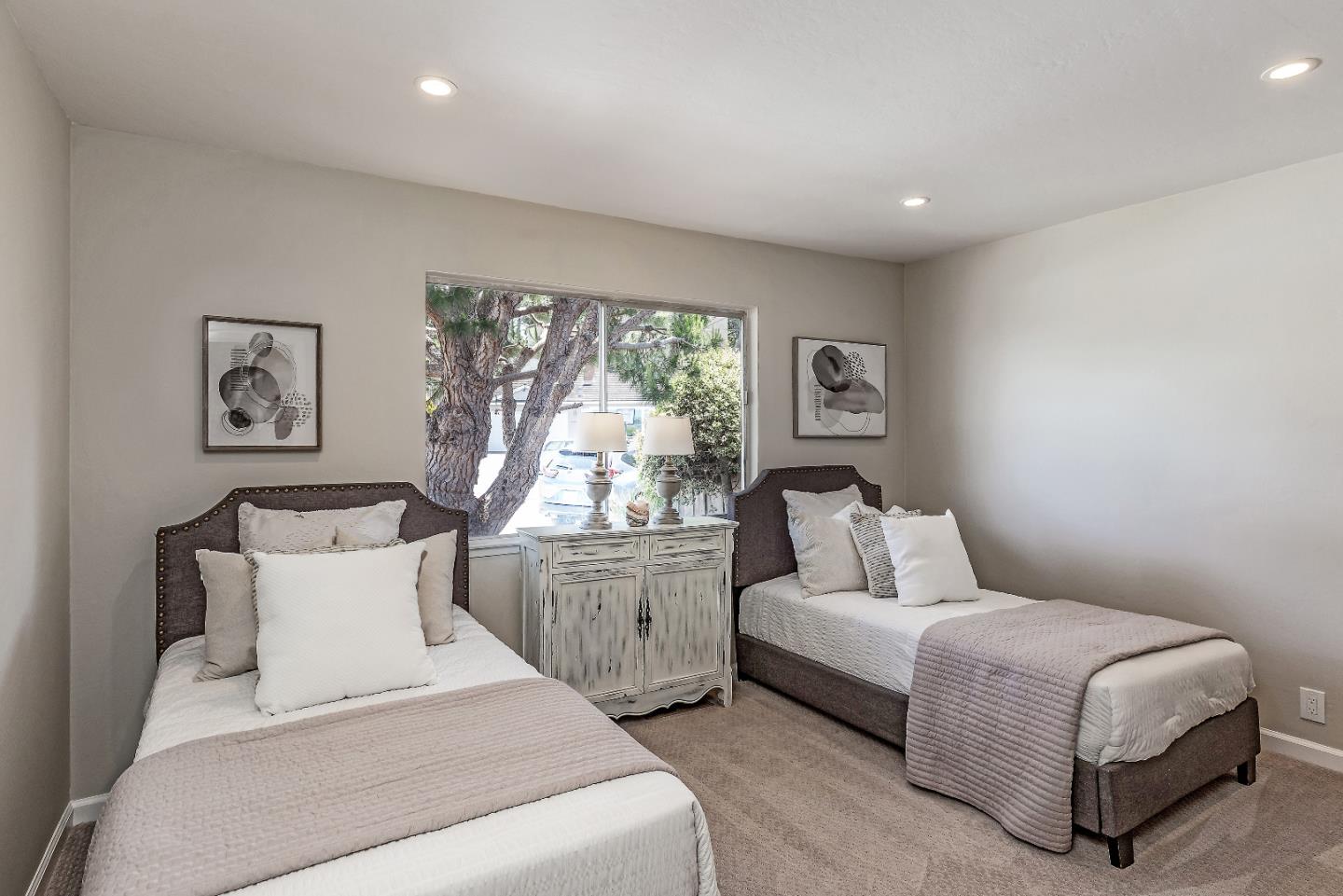 Detail Gallery Image 14 of 31 For 608 Highview Ct, San Mateo,  CA 94403 - 4 Beds | 3 Baths