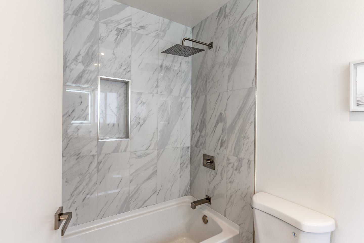 Detail Gallery Image 19 of 31 For 608 Highview Ct, San Mateo,  CA 94403 - 4 Beds | 3 Baths