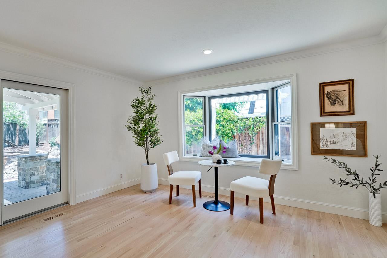 Detail Gallery Image 11 of 66 For 1693 Don Ave, San Jose,  CA 95124 - 4 Beds | 2 Baths